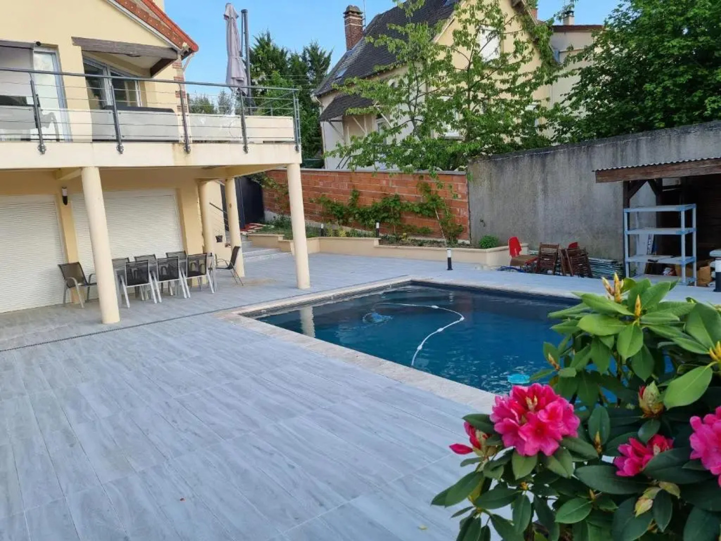 Ravissant Studio avec piscine privée et jardin