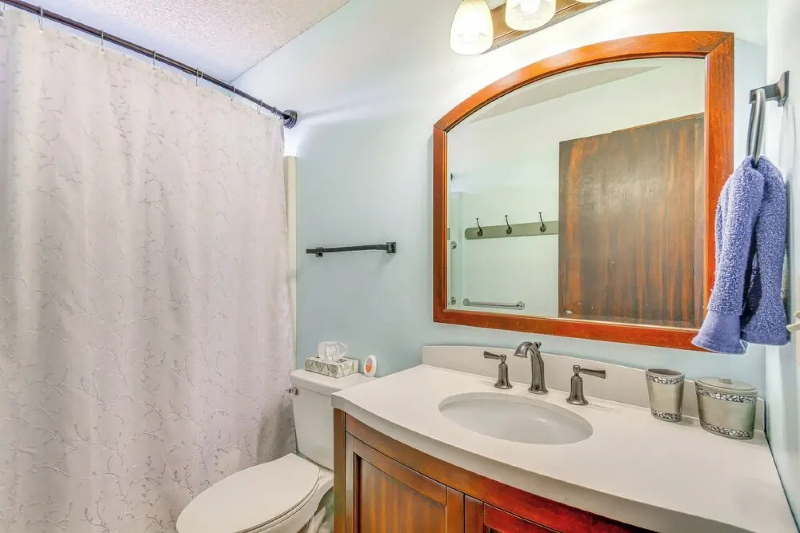 Navarre House w/ Game Room: 5 Mi to Beaches!