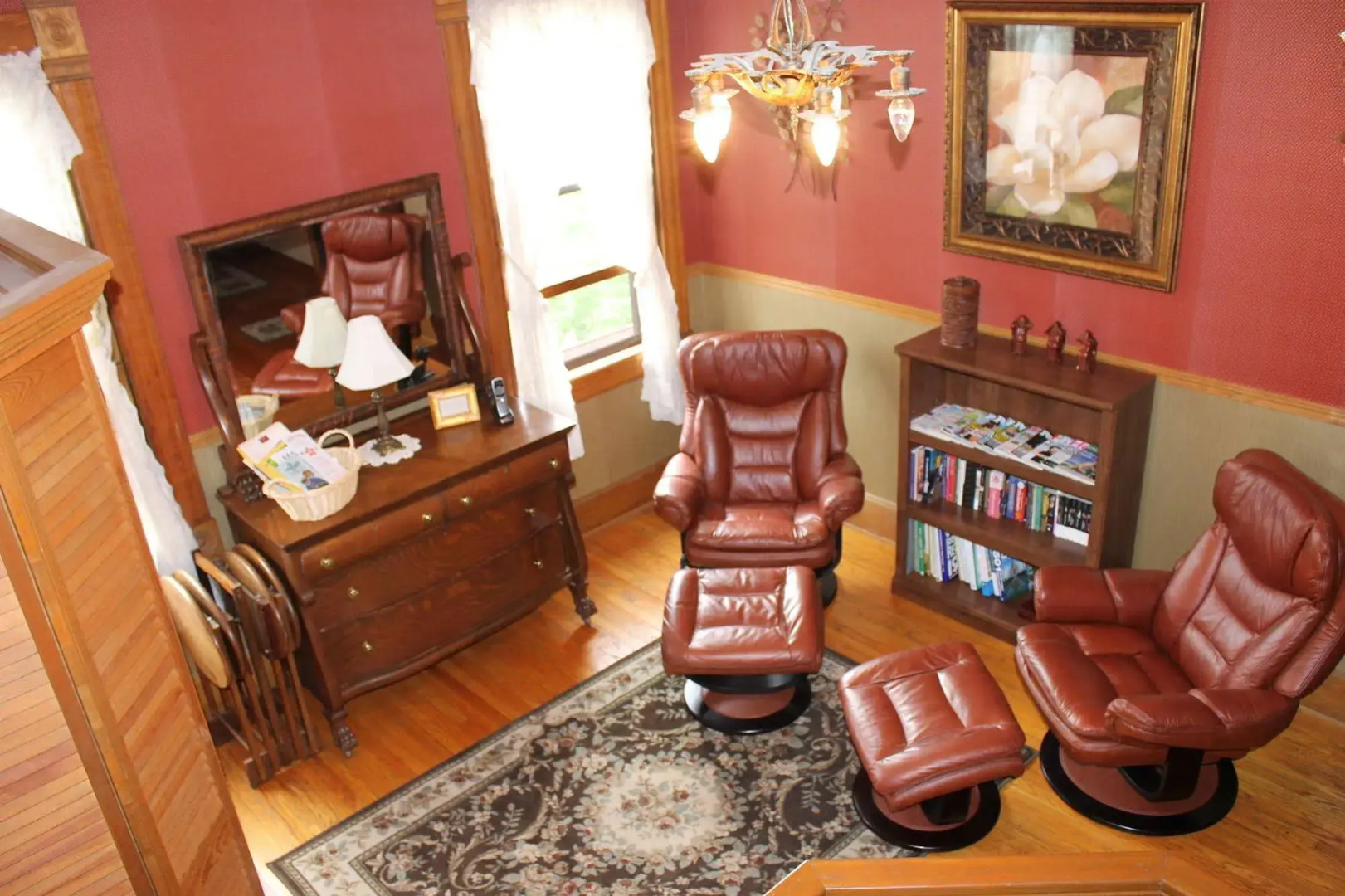 The Harney House Inn