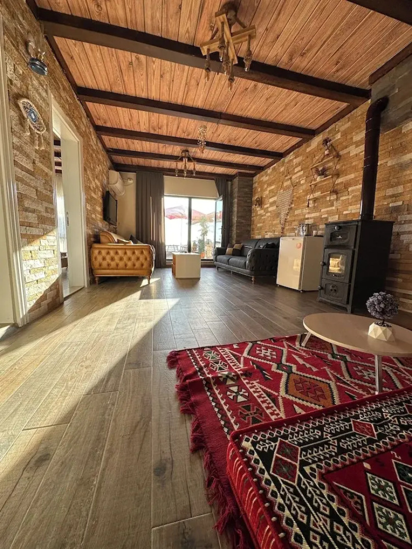 Yeşilsu taş konağı