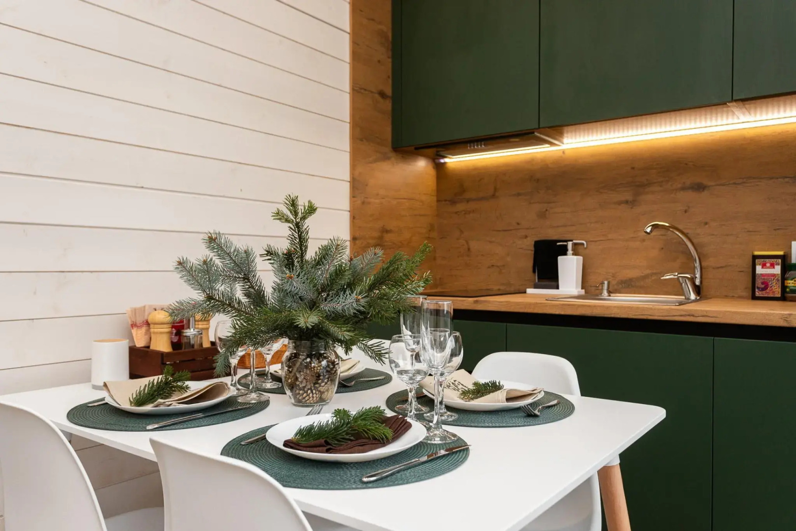 Коттеджи с баней на Вишнёвом бульваре 22