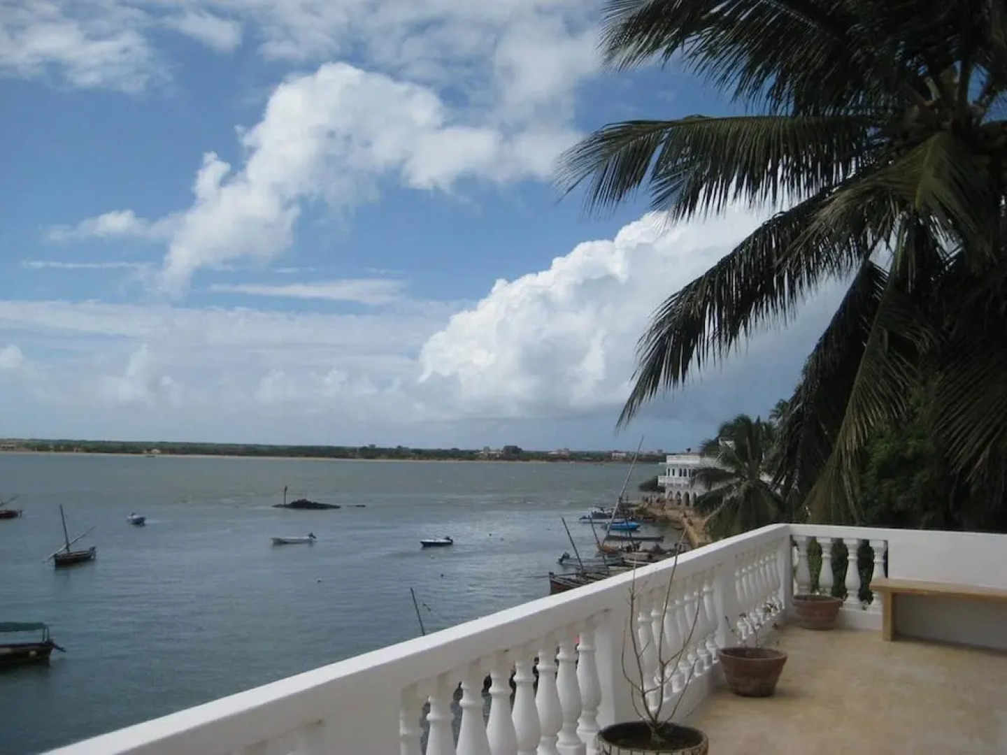 Stopover Guest House and Restaurant