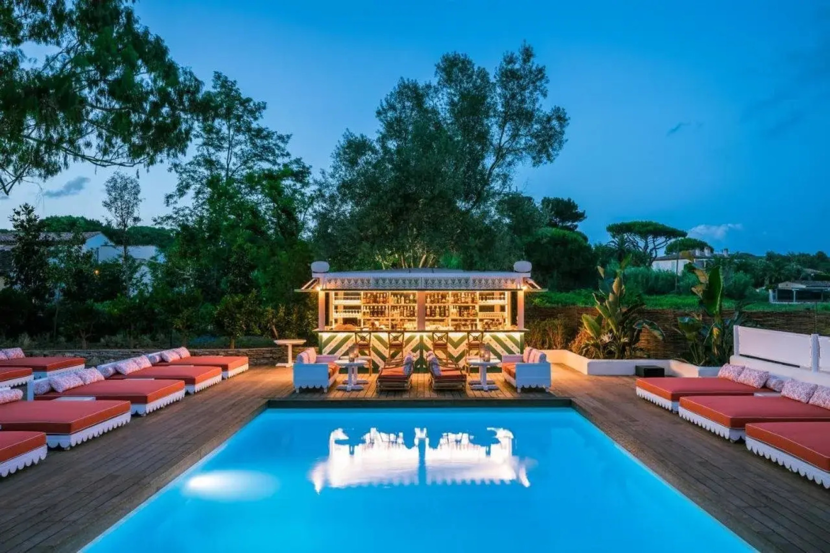 Hôtel La Tartane Saint -Tropez