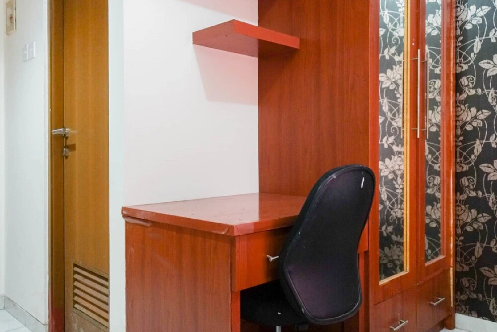 Comfy Studio Apartment at Margonda Residence 2 By Travelio