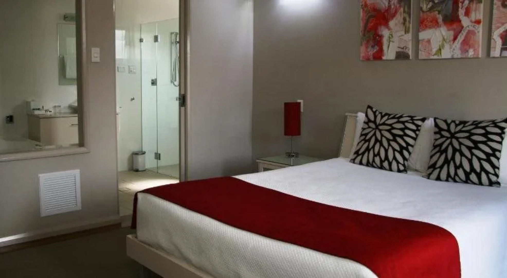 Chaucer Palms Boutique Bed & Breakfast