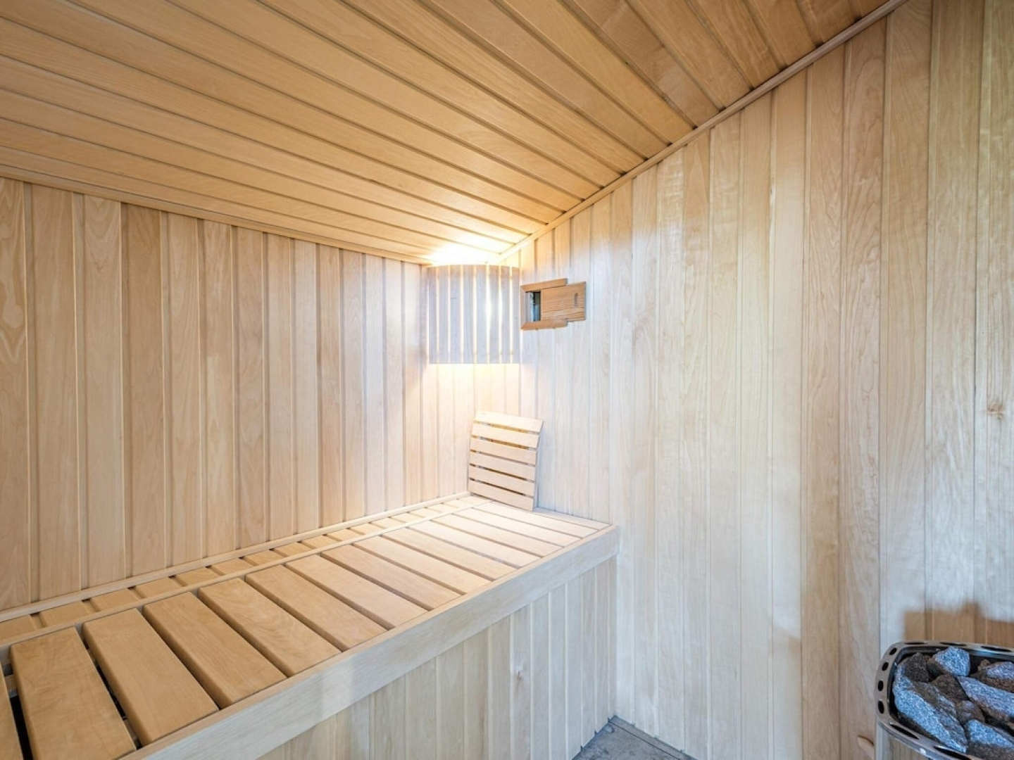 6 Person Holiday Home in Hemmet