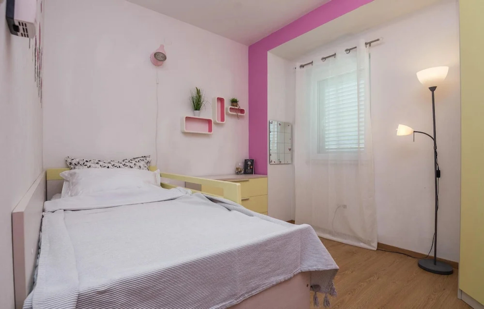 Beautiful Home in Posedarje With 4 Bedrooms, Wifi and Outdoor Swimming Pool