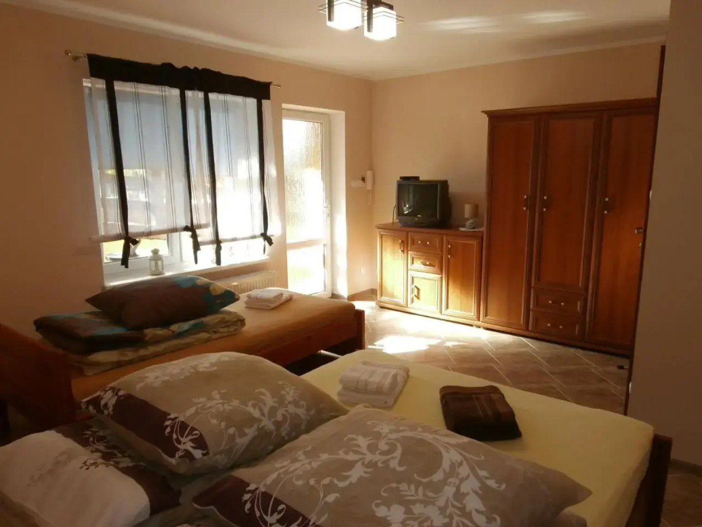 Pokoje Gościnne - Noclegi Charzykowy