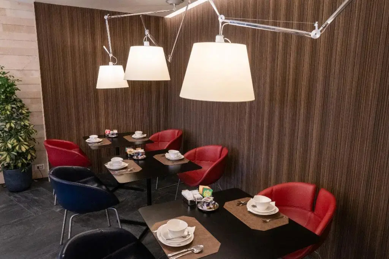 Stendhal Luxury Suites