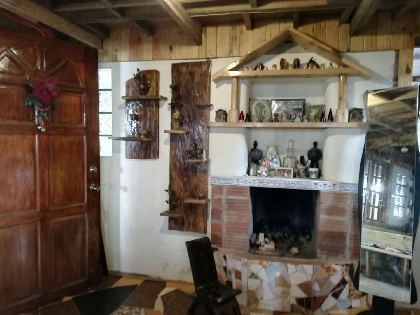 Tribuhaus Backpackers Inn