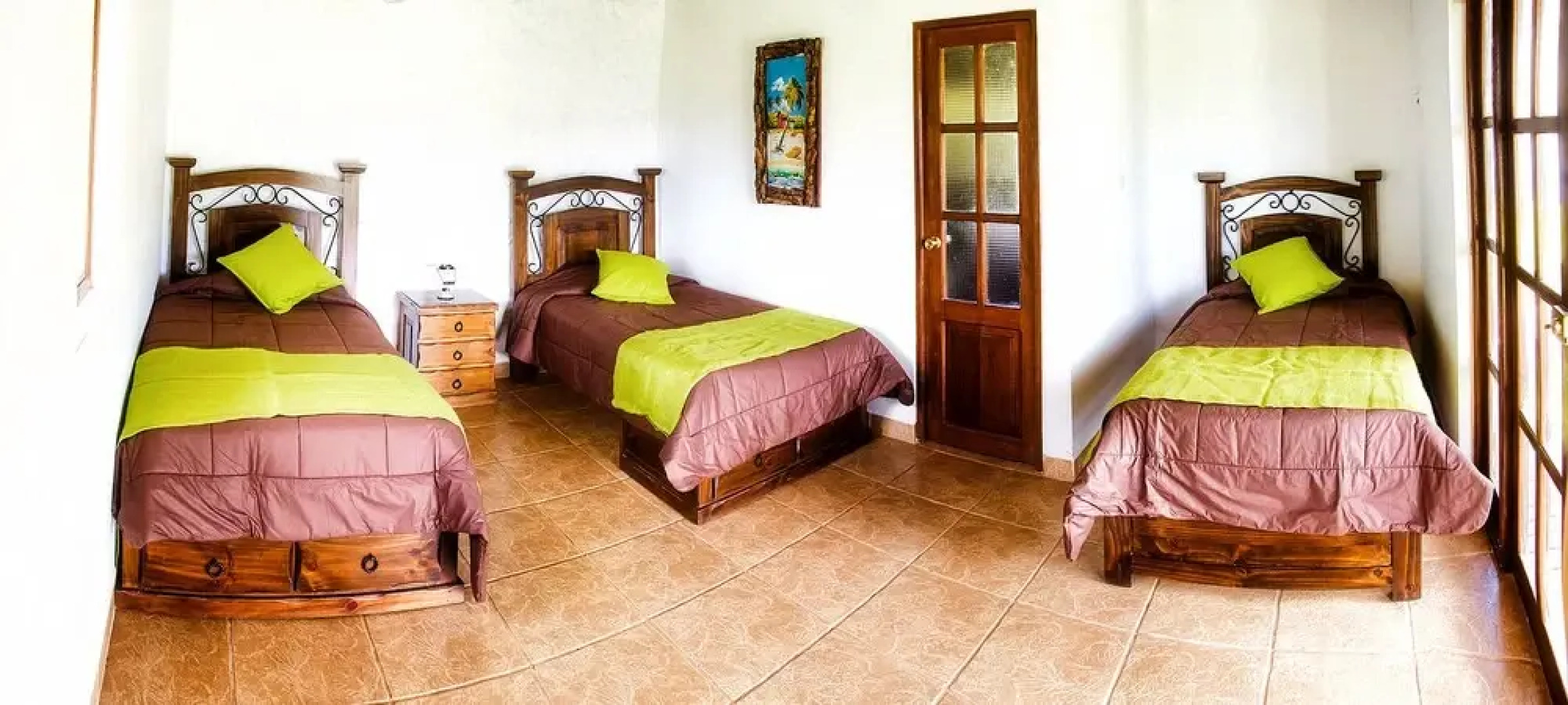 Sauce Lodge Laguna Azul