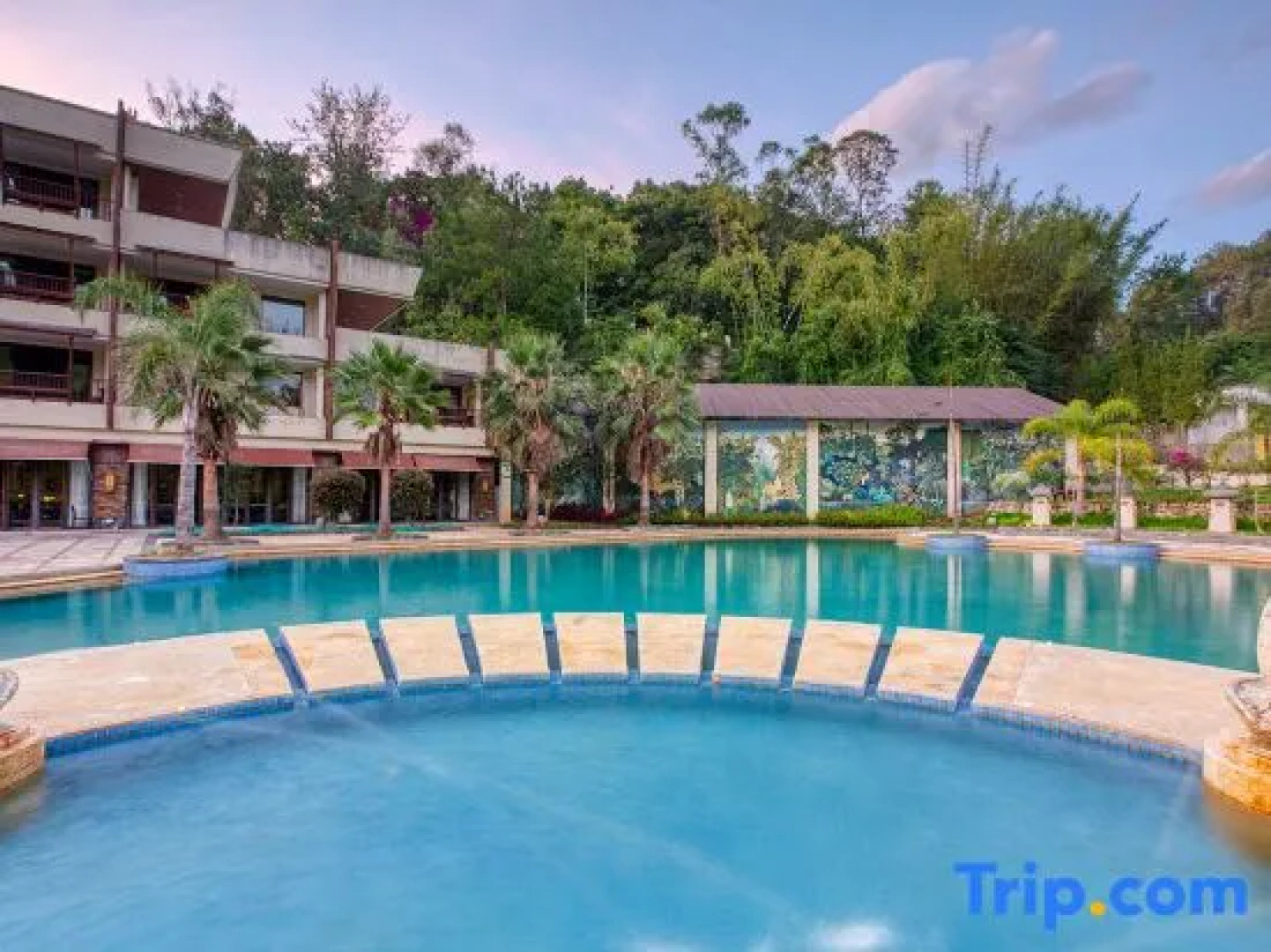 Hetang Yuechun Hotel