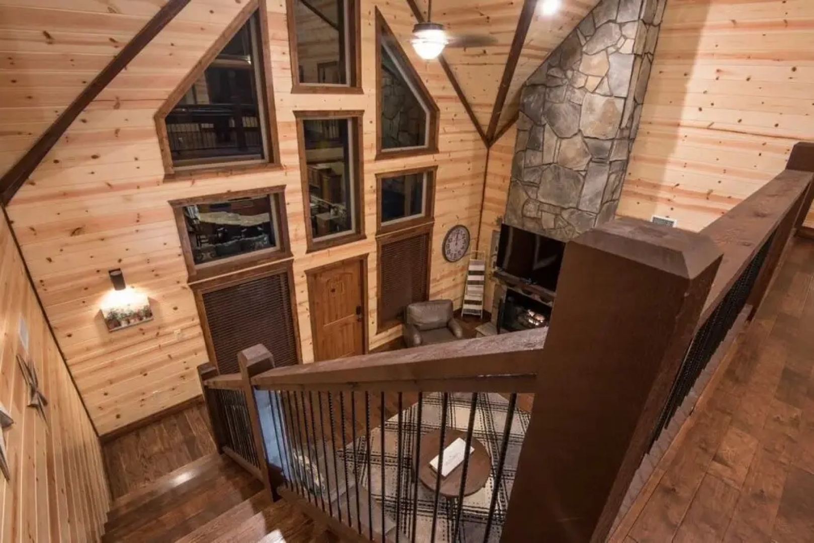 Simmer Down Lodge - 5 Br Cabin