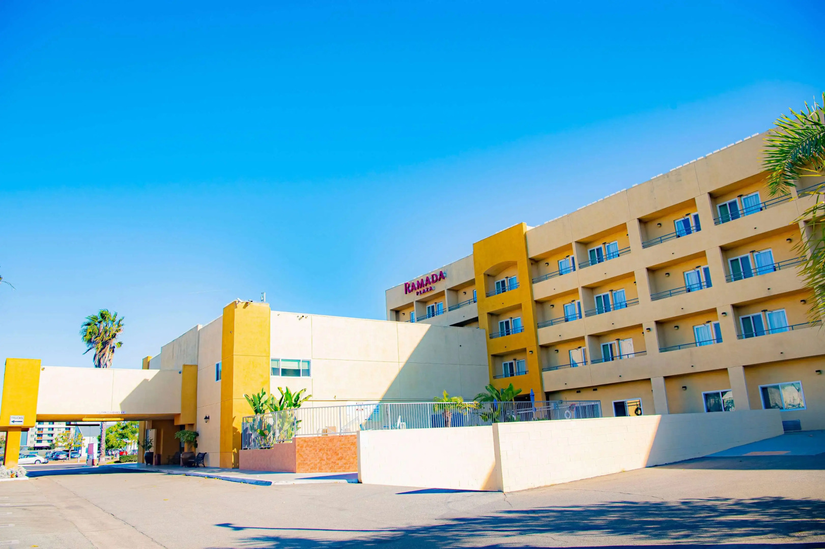 Ramada Plaza by Wyndham Garden Grove/Anaheim South