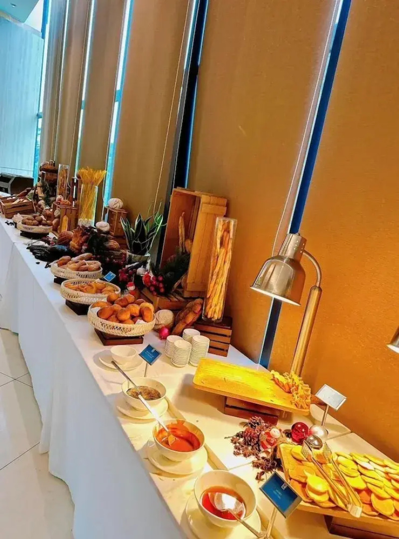 The Sea View Cam Ranh