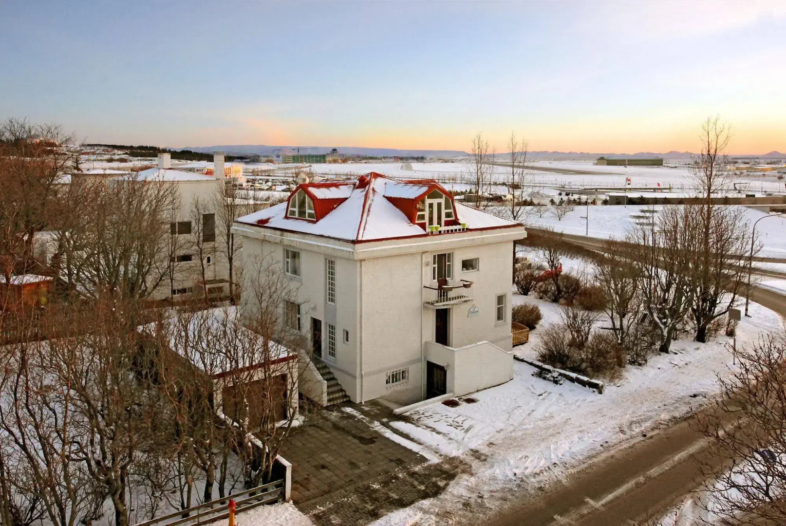 27 Soley Guesthouse