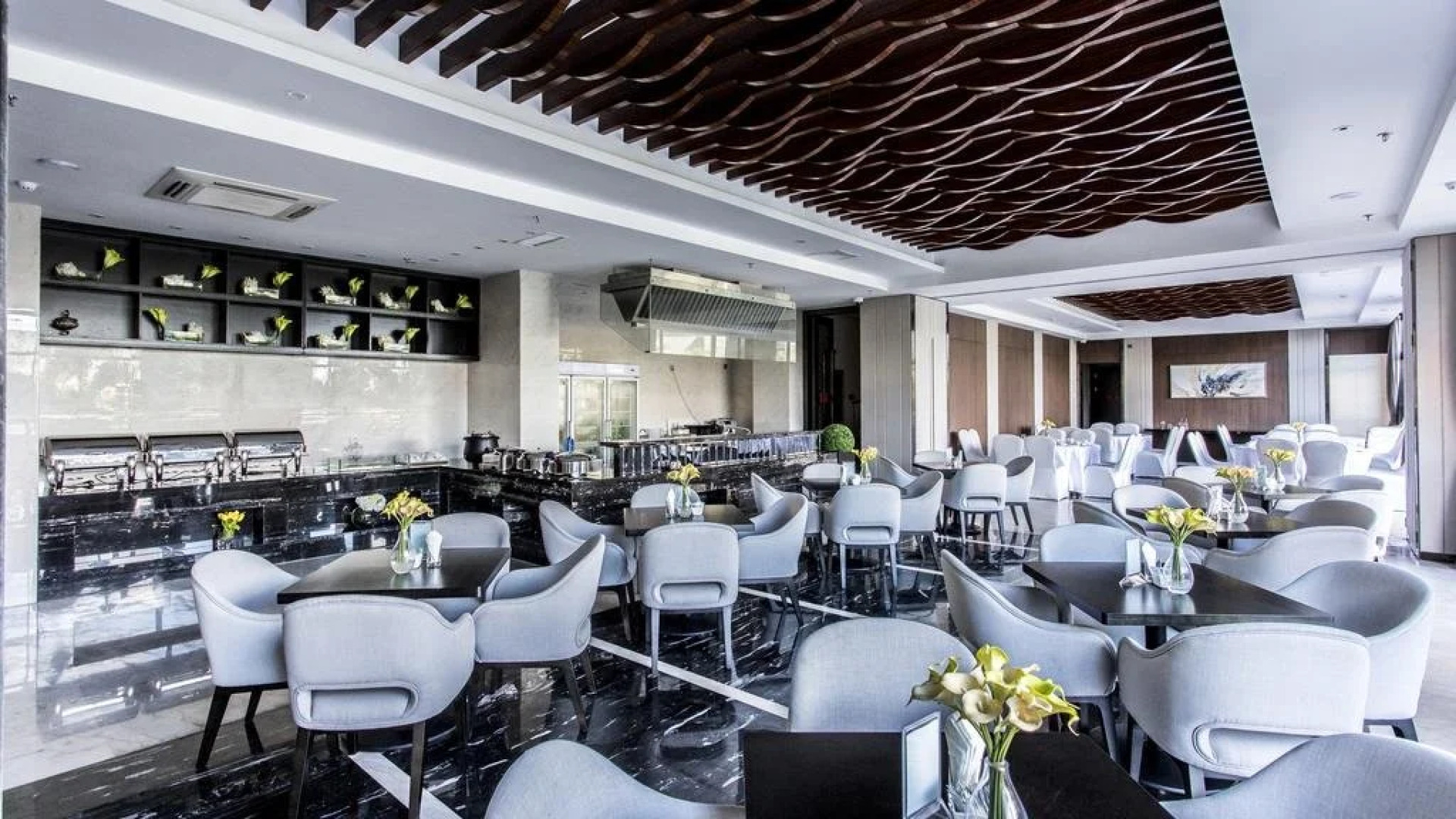 Coral Palace Holiday Inn