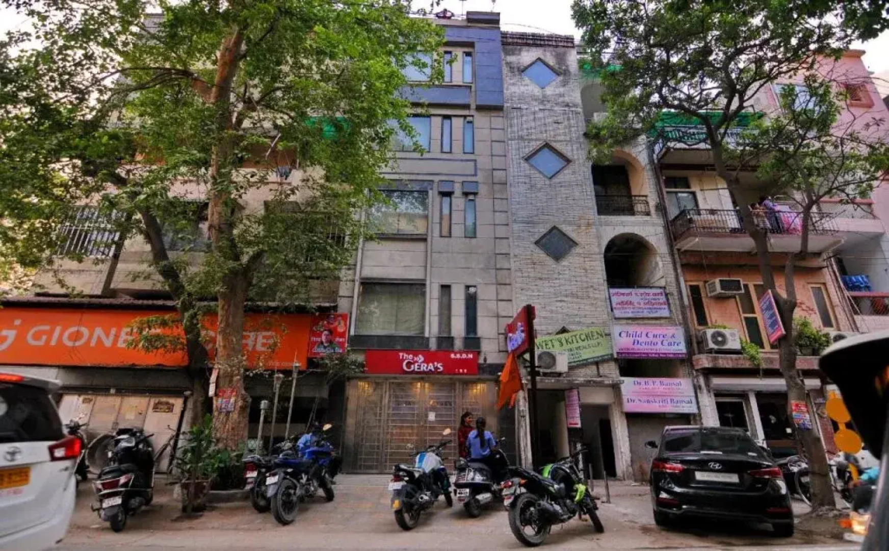 RB Grand Residency by OYO Rooms