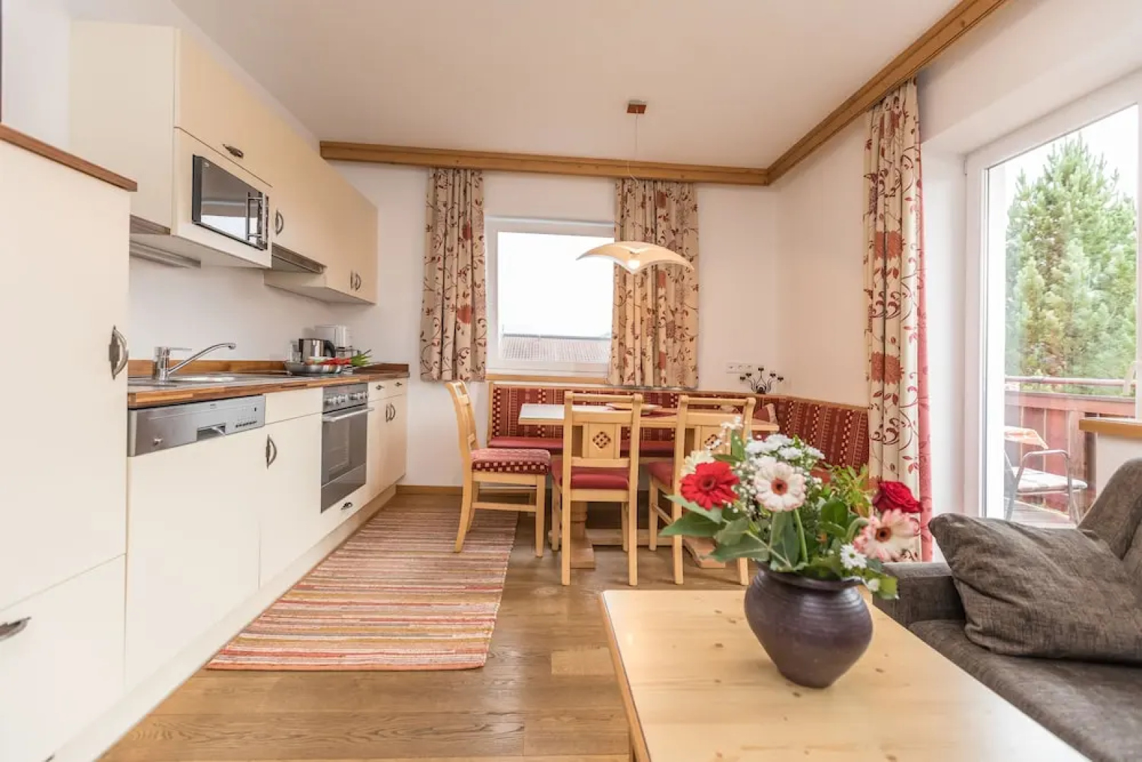 Alpenhof Apartments