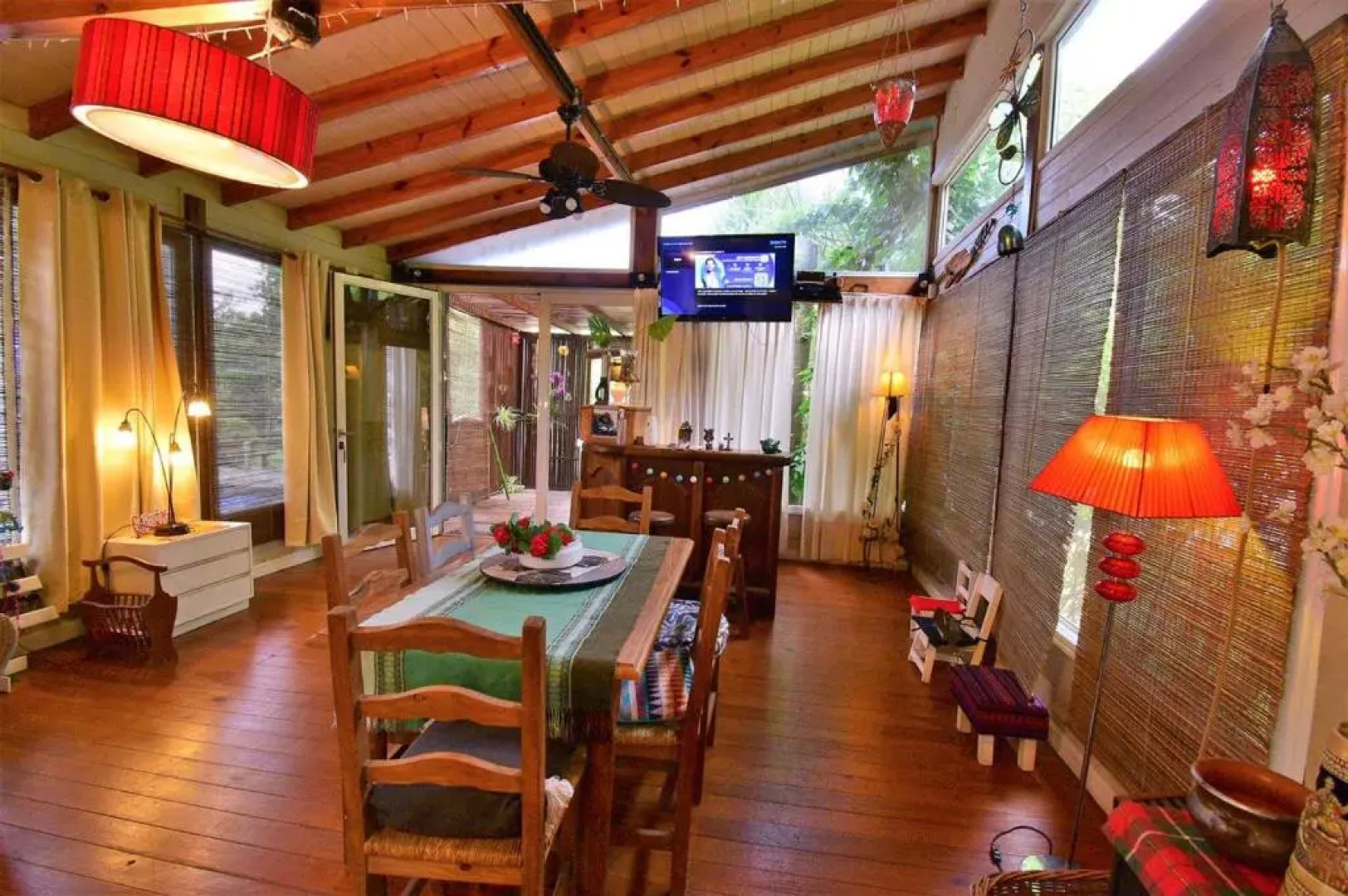 Itaca delta cabañas