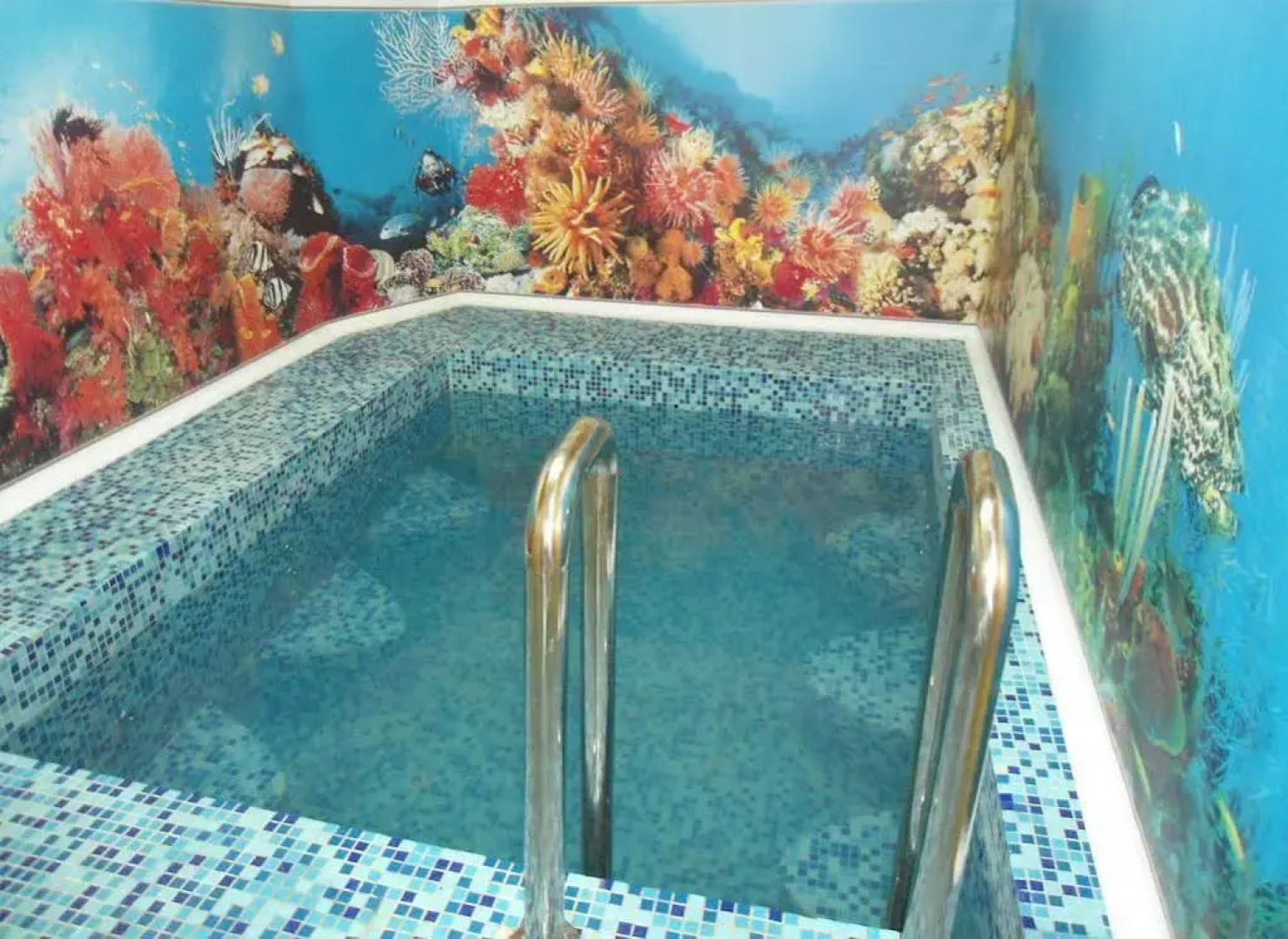 Отель Ватра