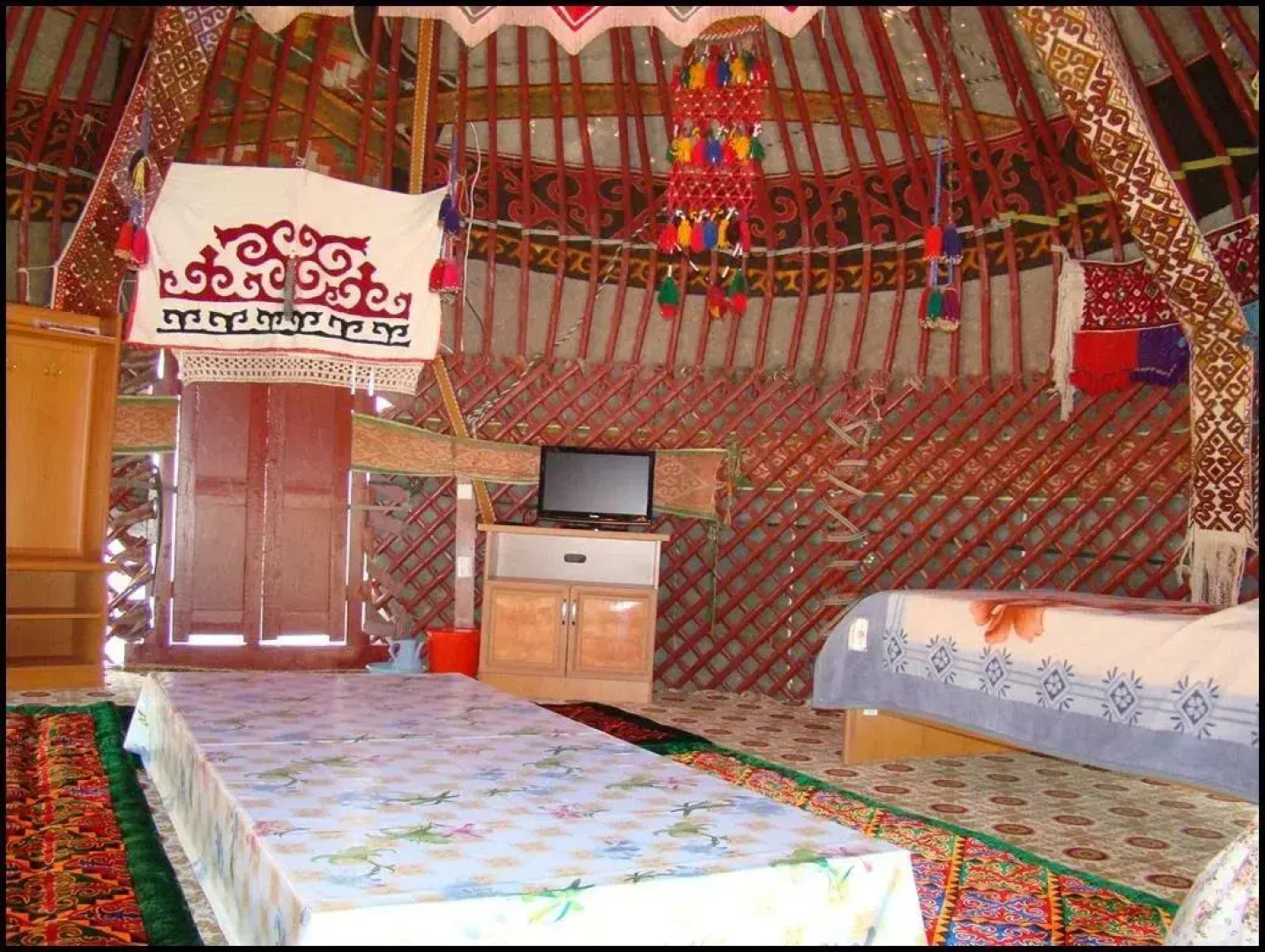 Dosliq Hotel (Дослик)