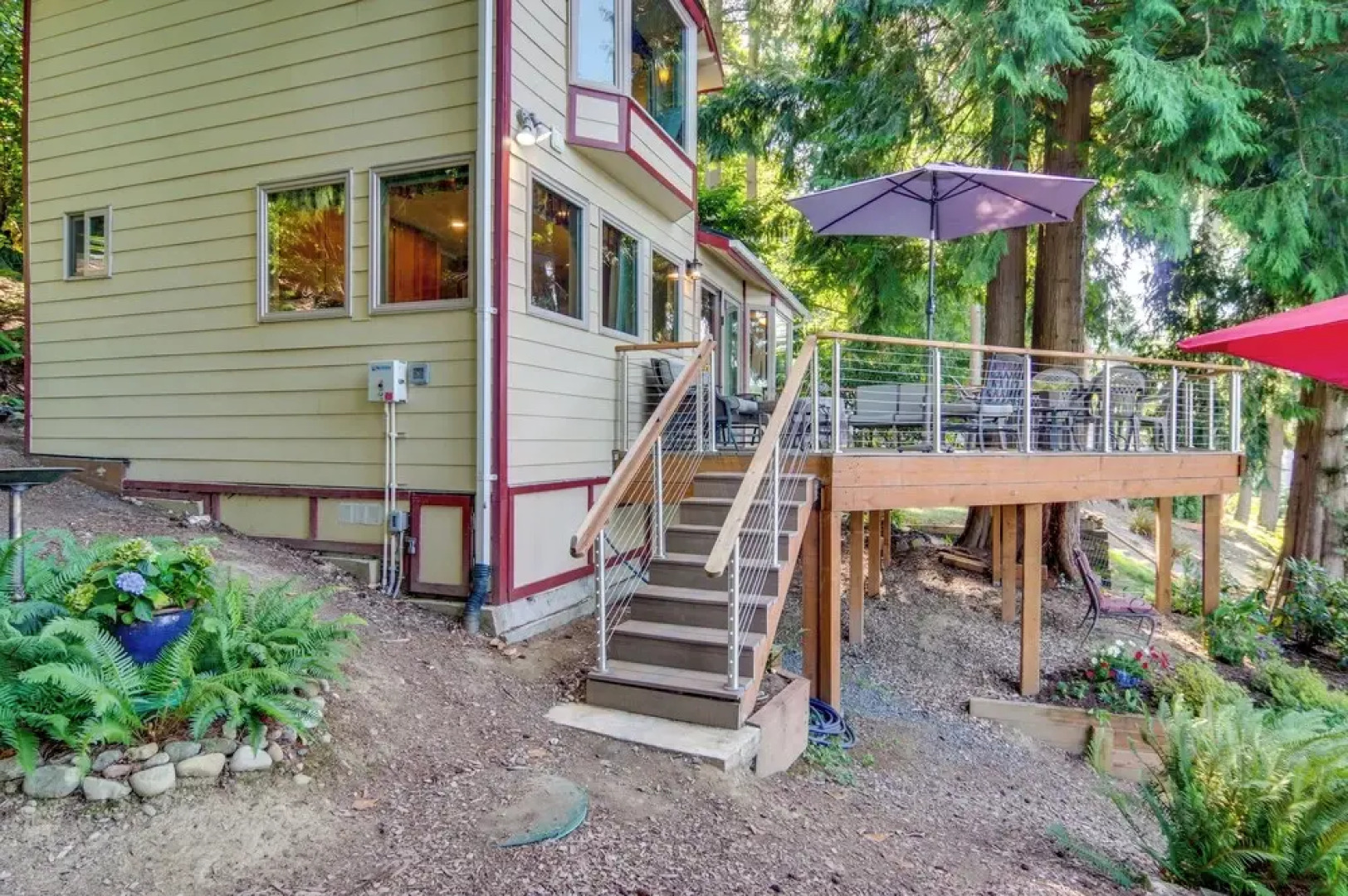 Lakefront Snohomish Cottage w/ Private Dock!