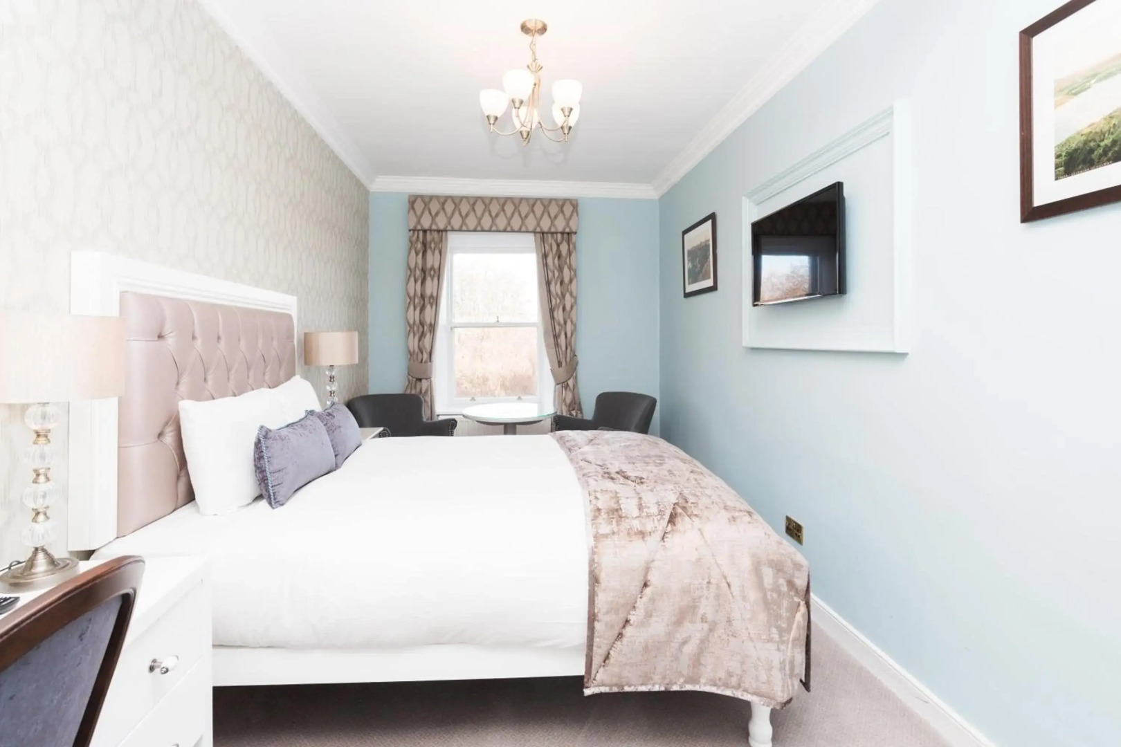 Stauntons on the Green