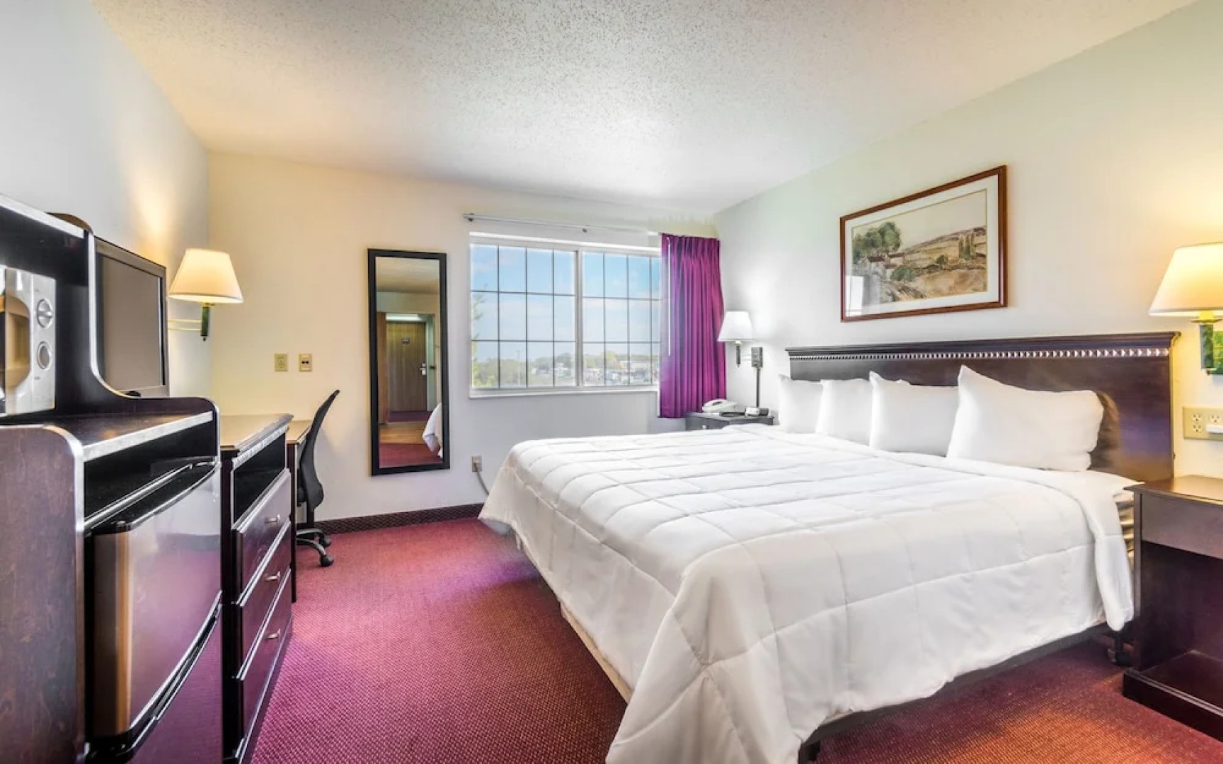 Wamego Inn And Suites