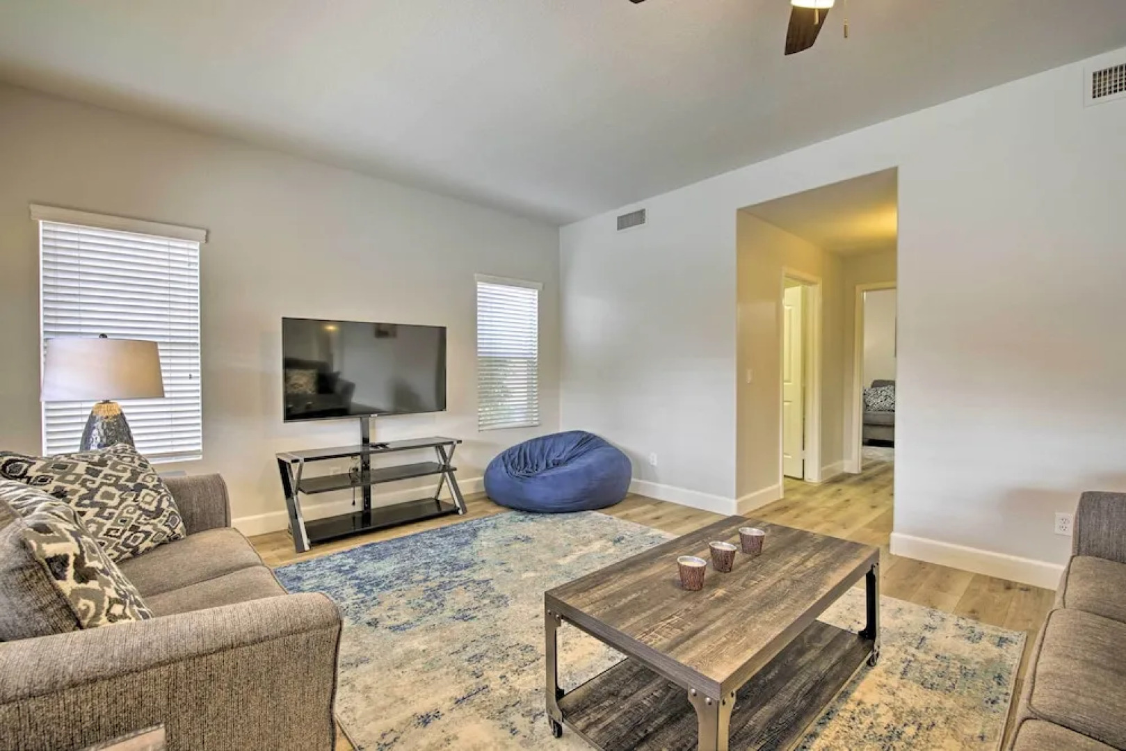 Gilbert Group Getaway: 3 Mi to Dtwn