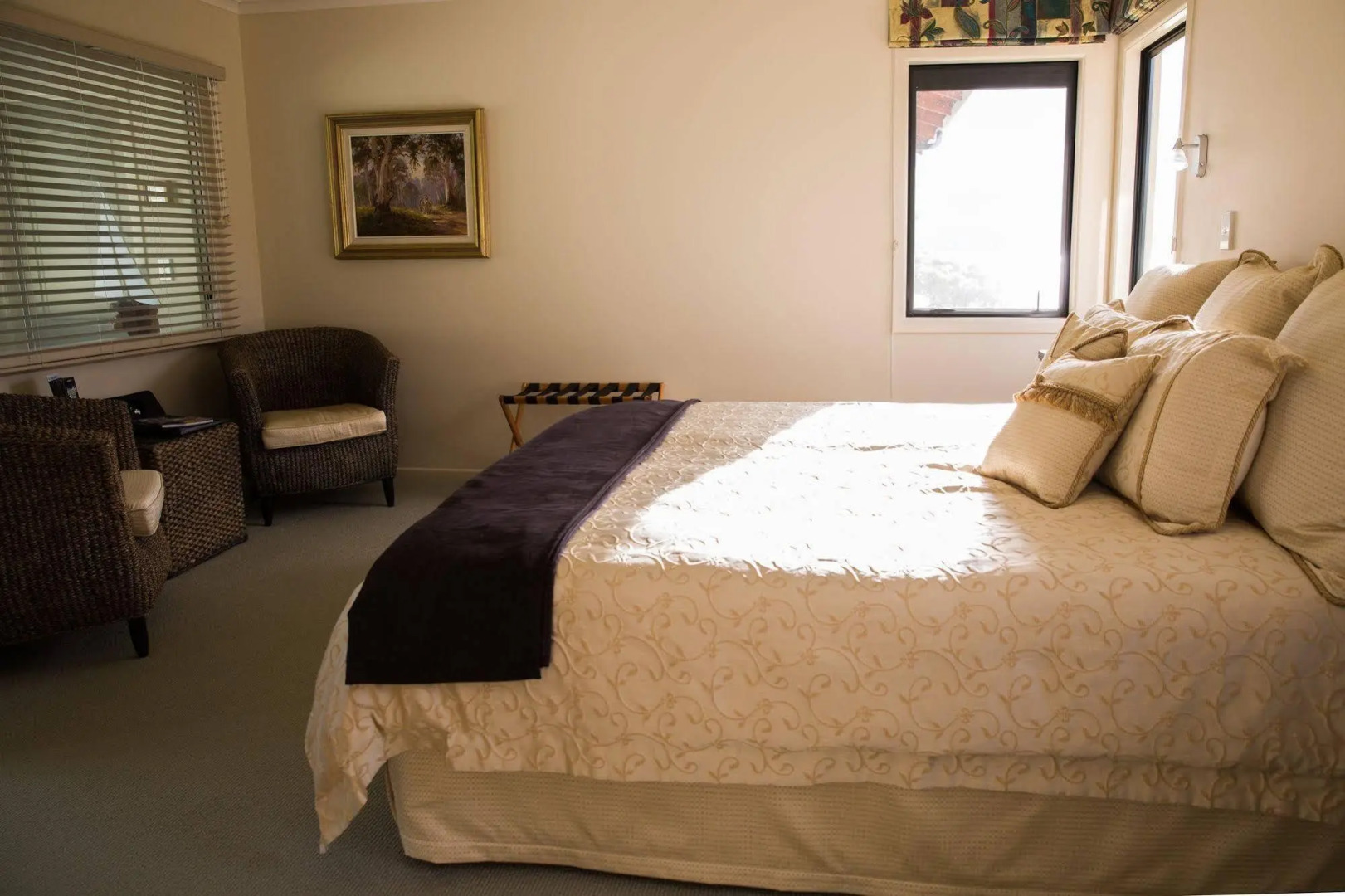 Nicara Lakeside Lodge