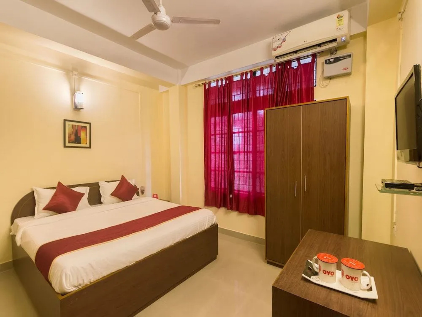 OYO 9671 Hotel Rudraksh Inn