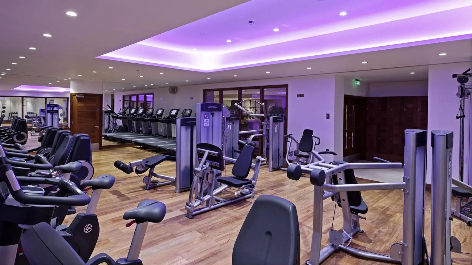 Leonardo Royal Hotel London Tower Bridge