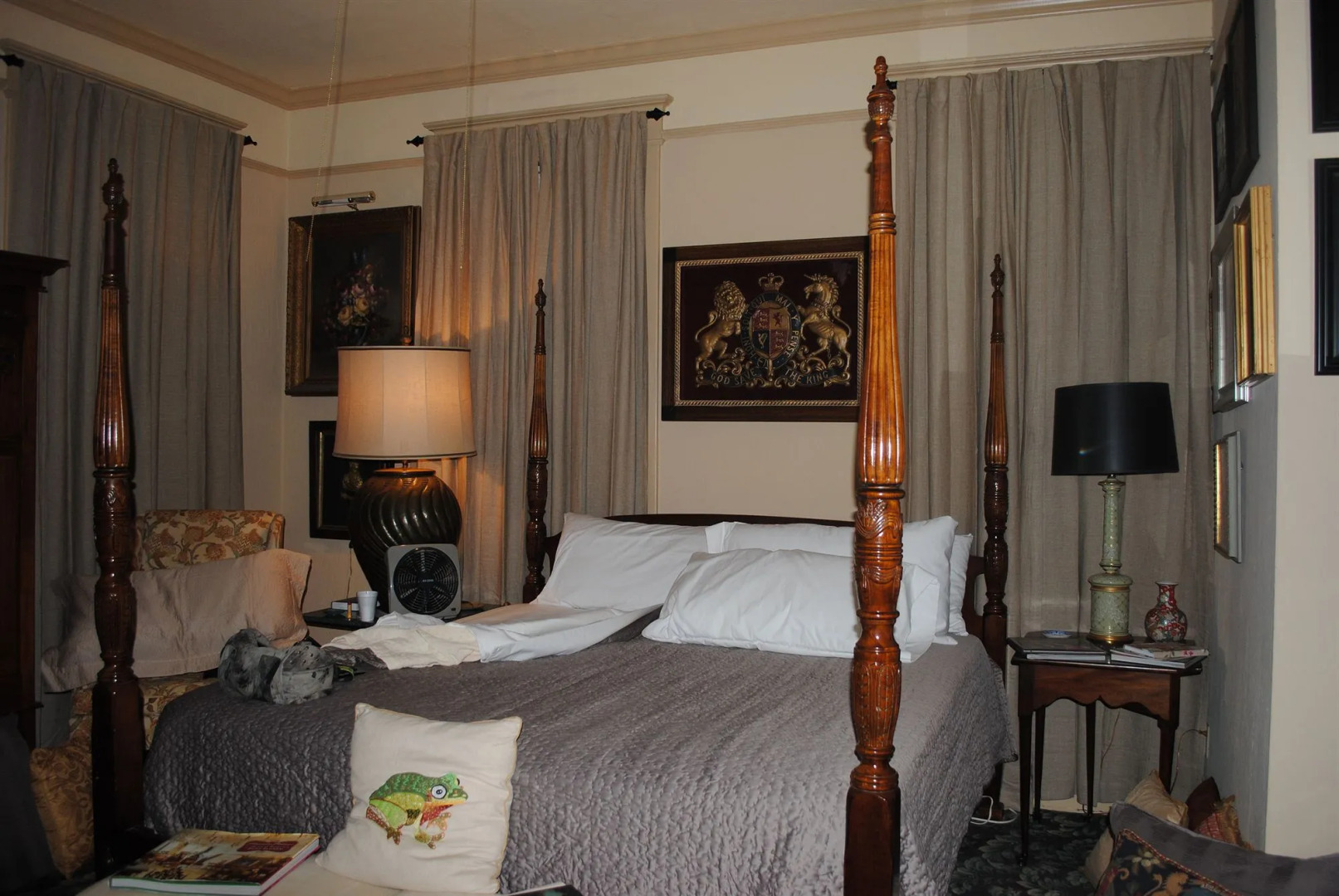 Stay Fairfield - Fairfield Place and Fairfield Manor Bed & Breakfast