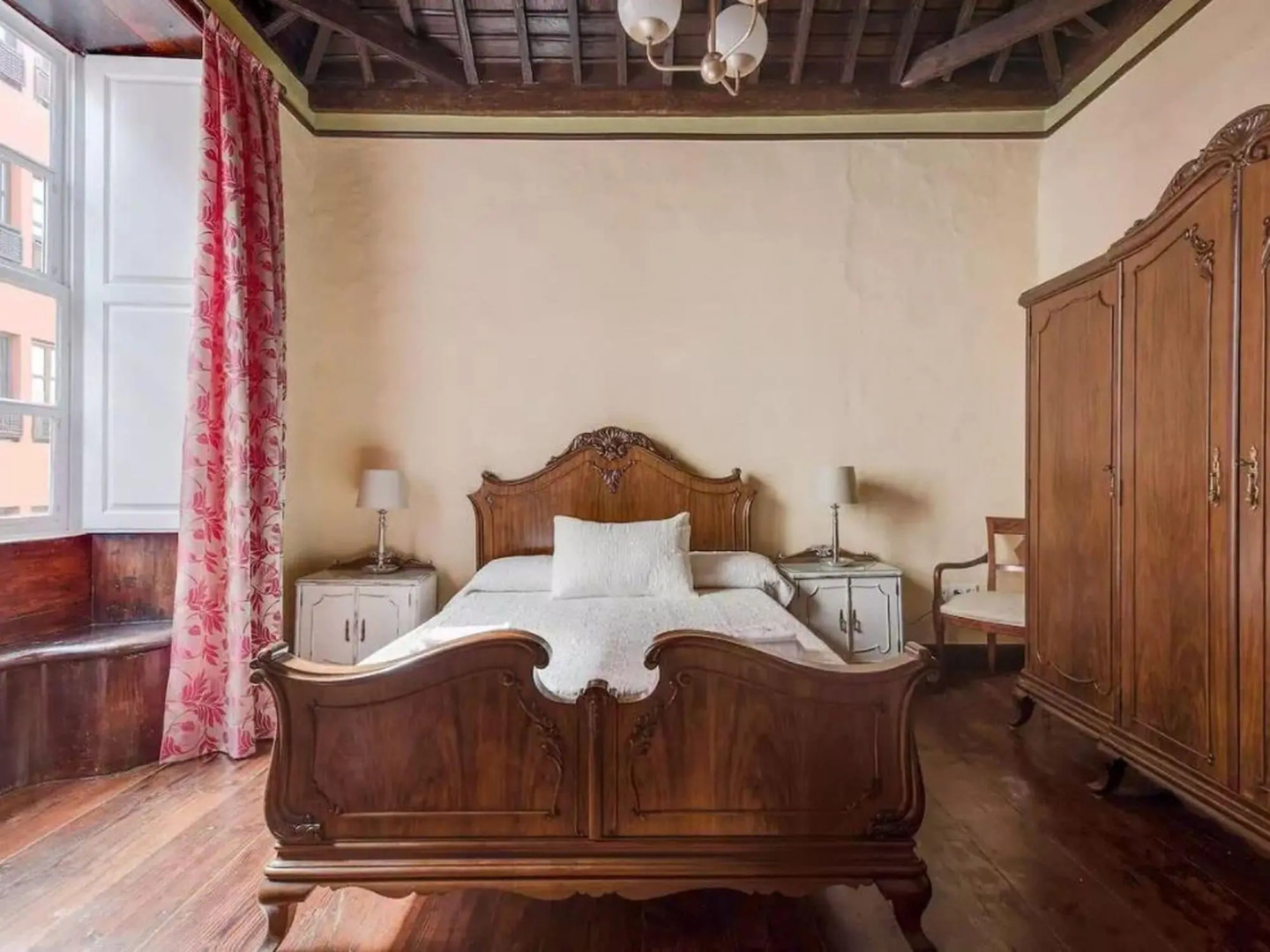 Traditional Holiday Home in Tenerife with Private Terrace