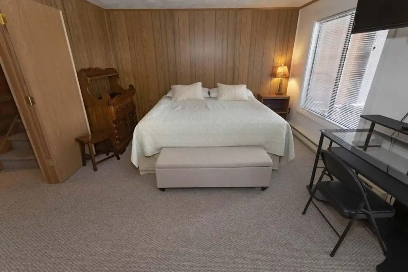 Seven Springs 3 BR Deluxe Condo, Near Golf Course by RedAwning