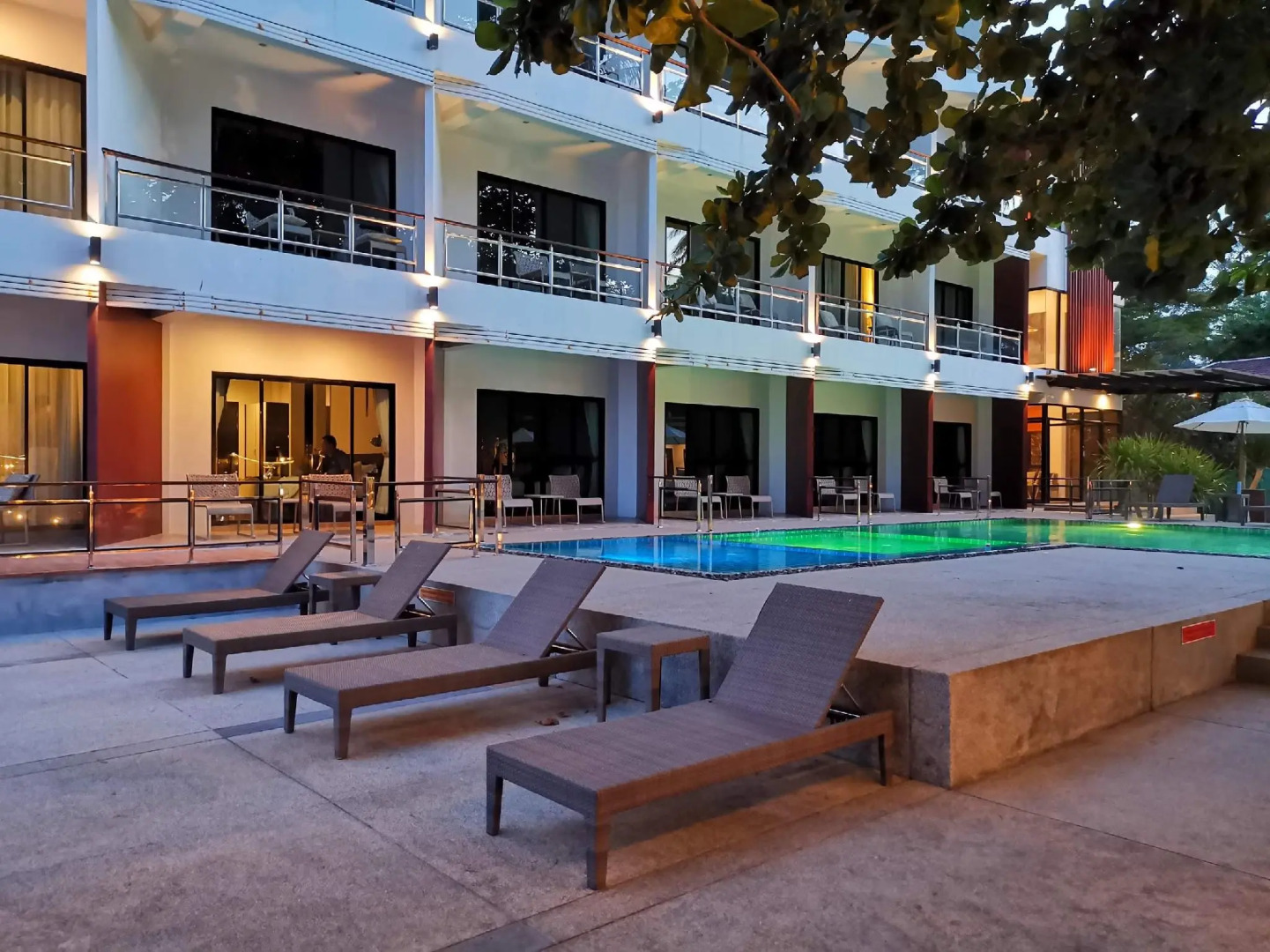 Prasarnsook Villa Beach Resort (SHA Extra Plus)