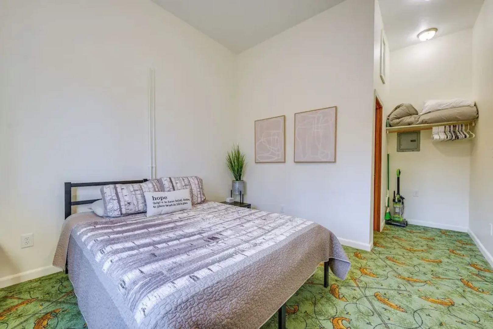 River Views & Fire Pit: Cozy Soldotna Apartment!