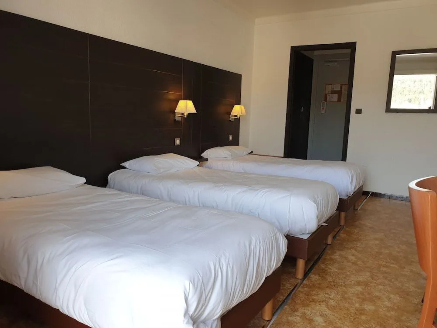 Hôtel Restaurant Le Lassus