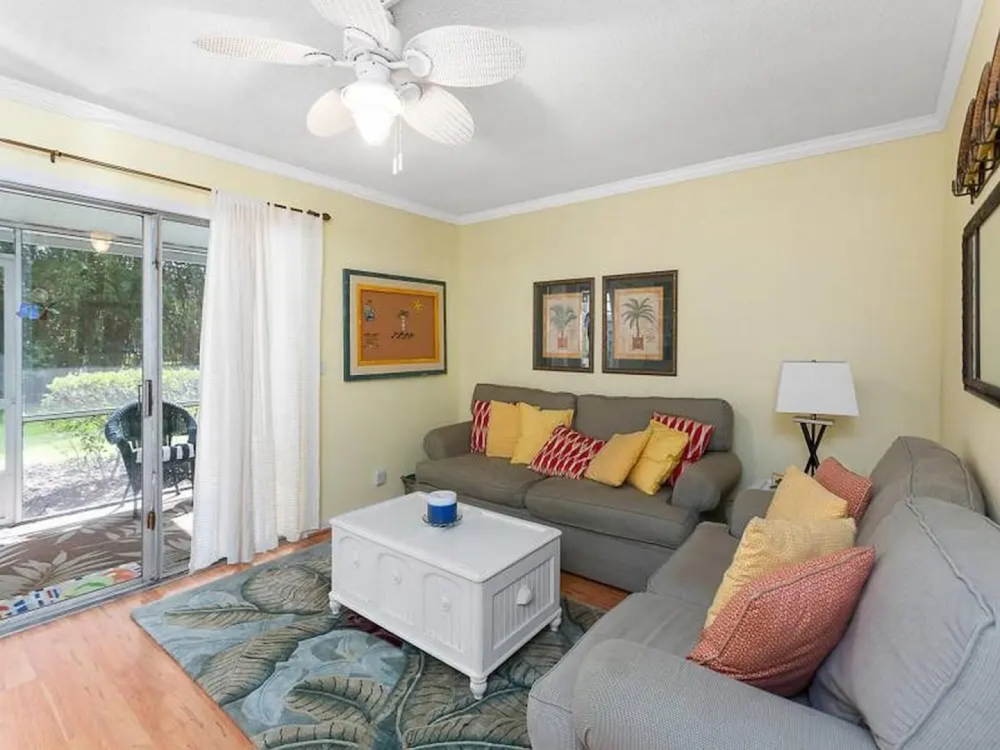 Ocean Walk Three Bedrooms by Hodnett Cooper