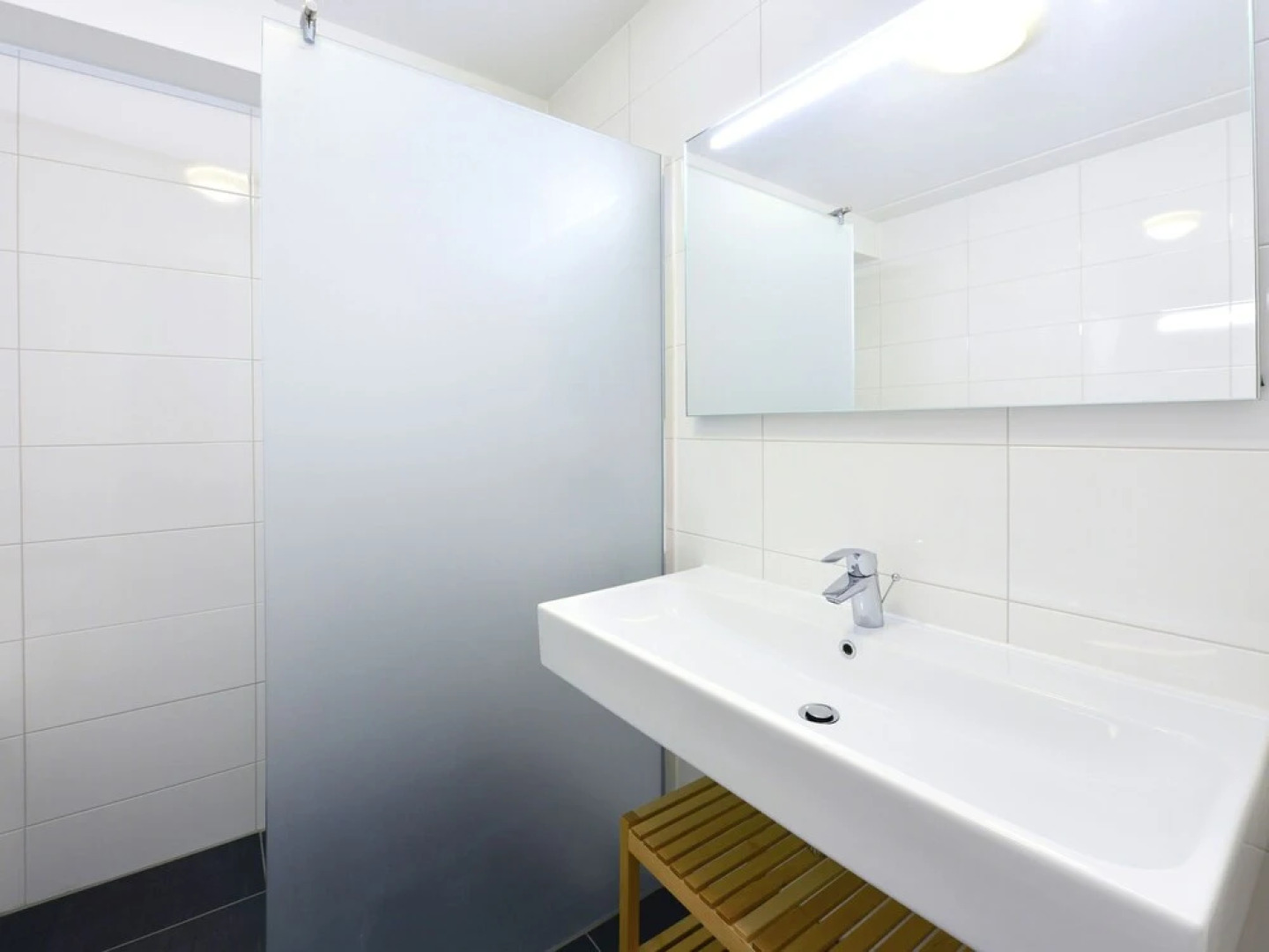 Nice apartment with dishwasher, close to Amsterdam