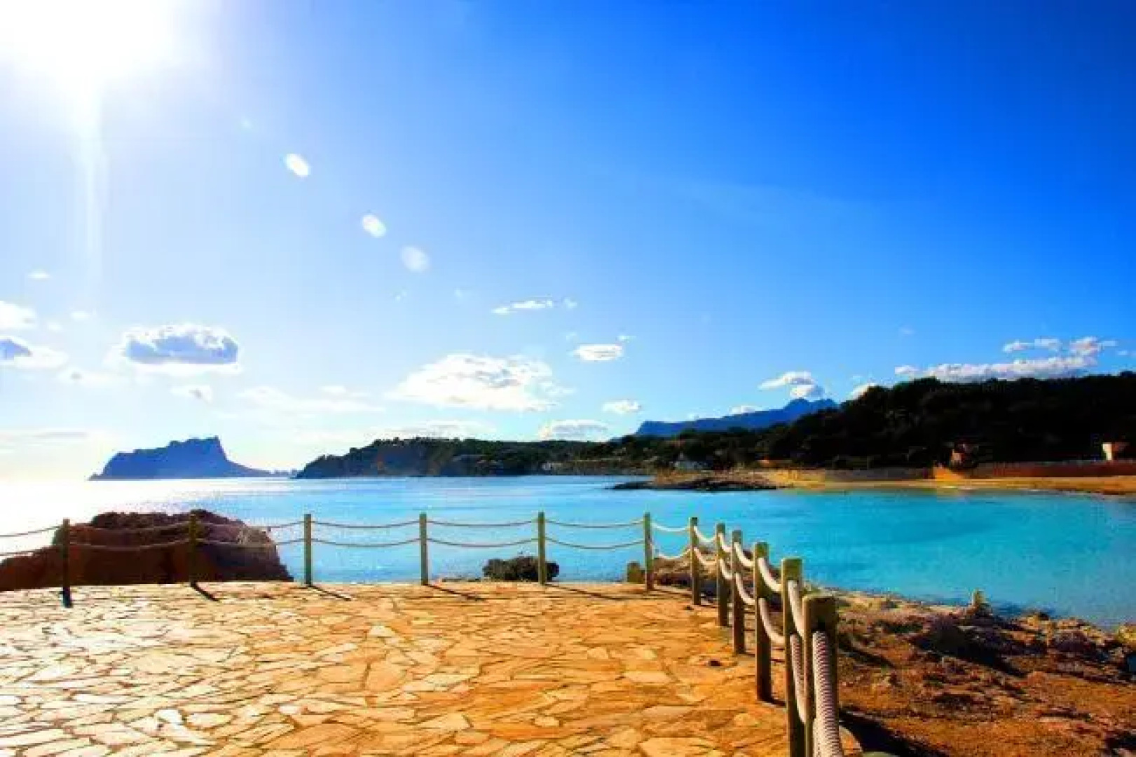 Apartment with fireplace in Moraira