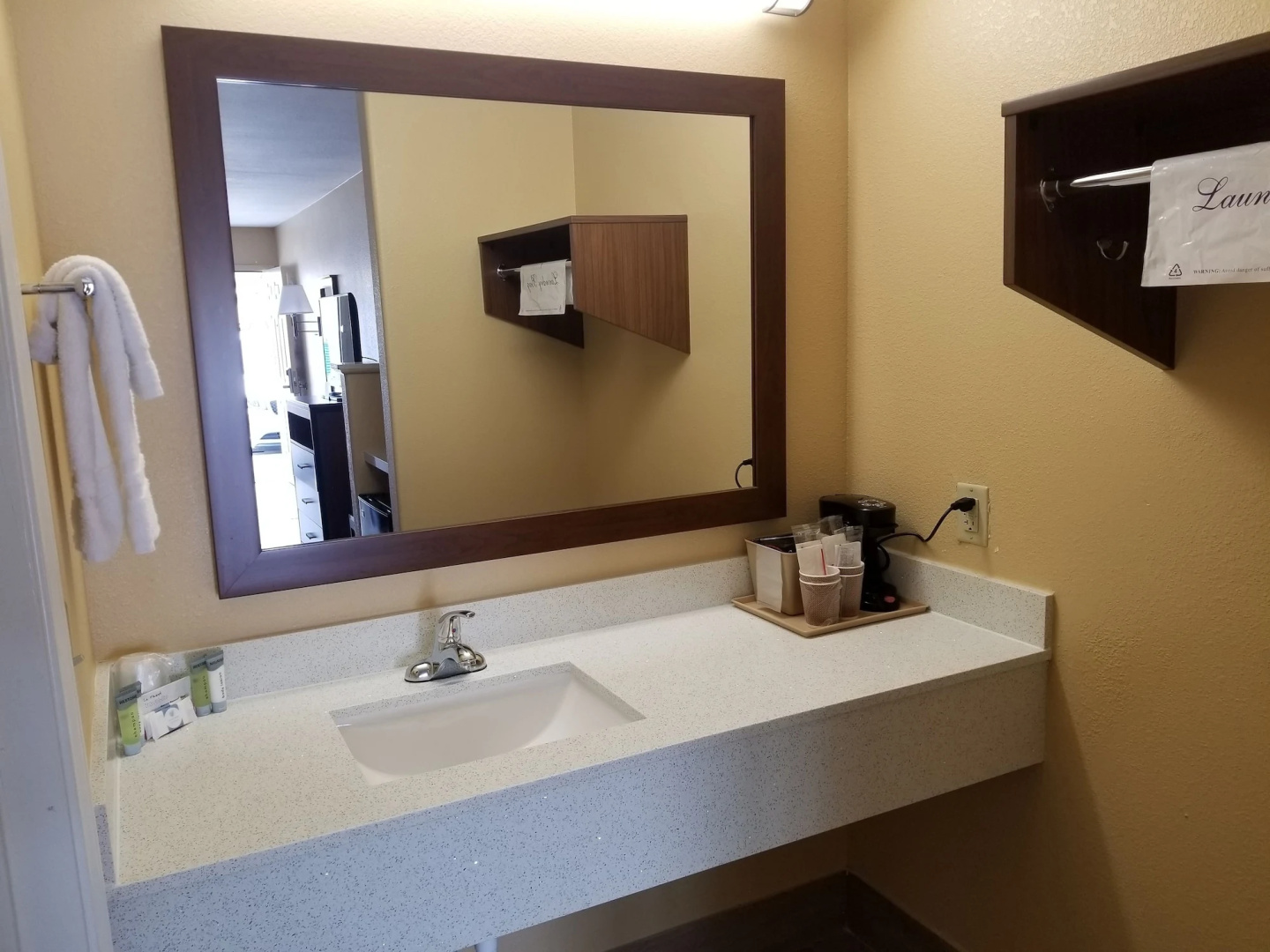 Captain's Quarters Inn