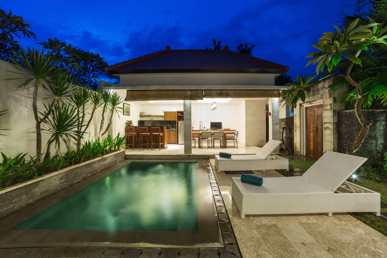 Odika Lovina House and Villa