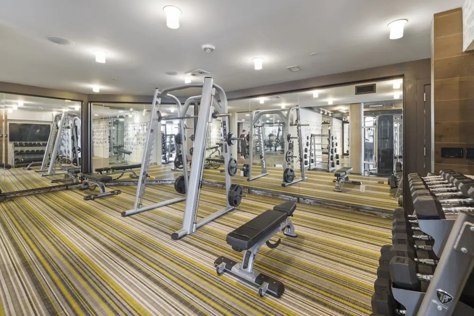 Global Luxury Suites at Reston