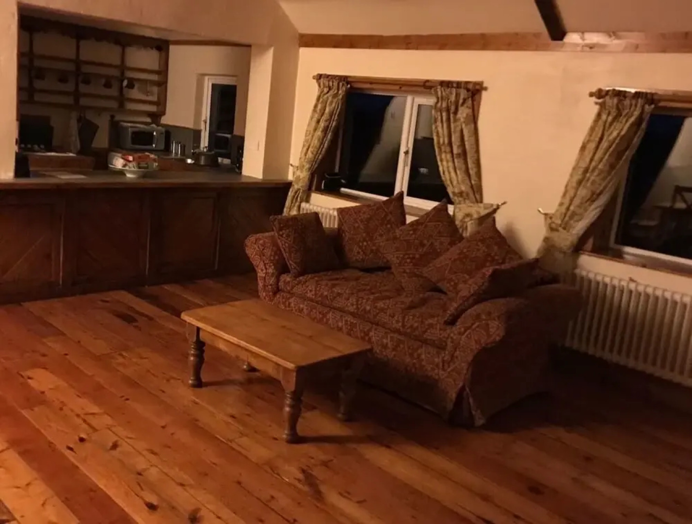 House for 16 Guests 7 Bedroom