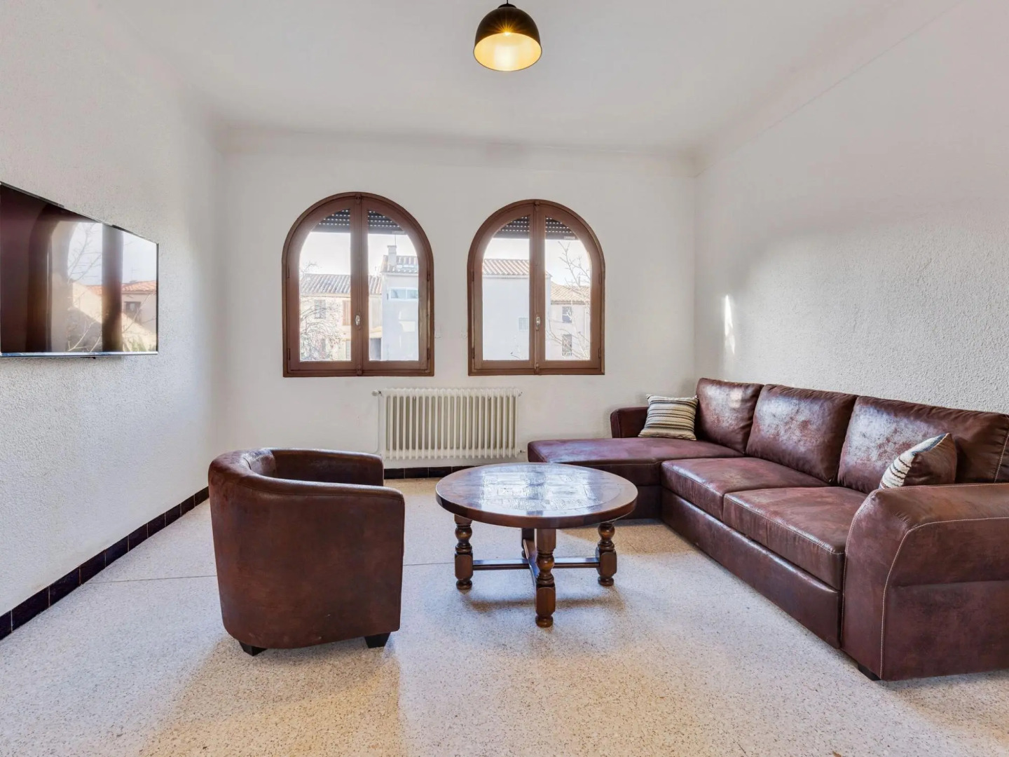 Alluring Holiday Home in Estagel with Private Pool