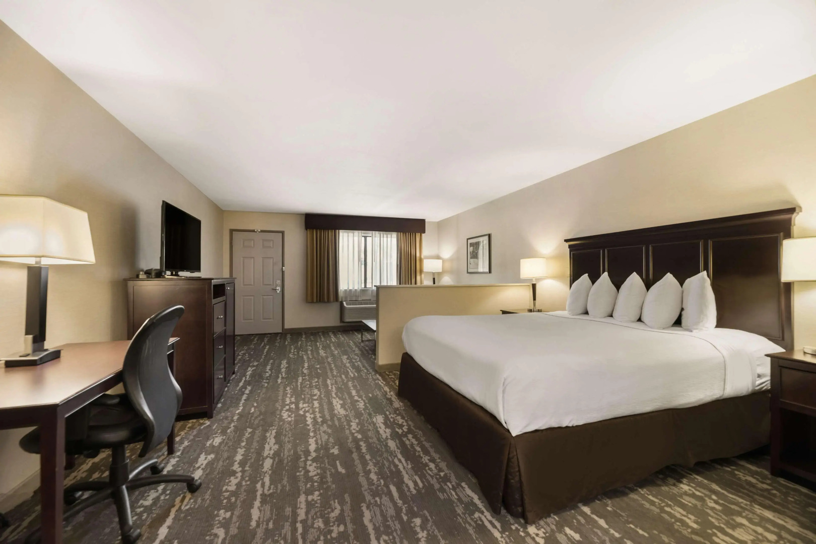 Best Western PLUS Frontier Motel