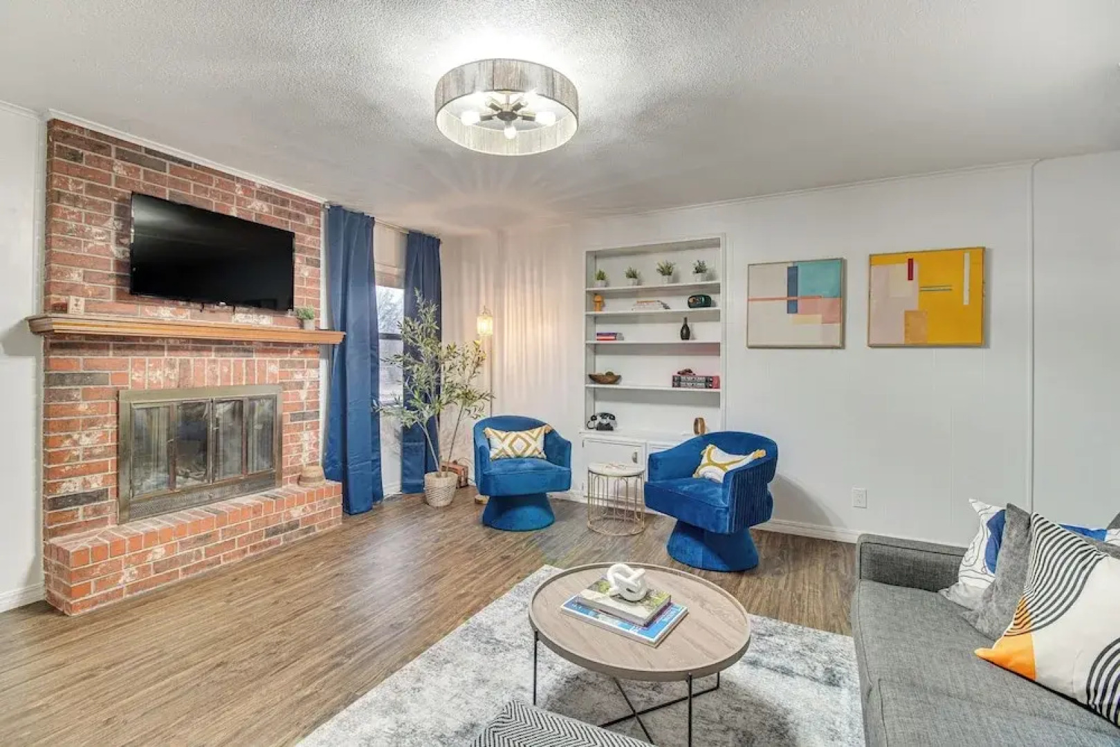 Near Shops & Eats: Vinita Home w/ Furnished Patio