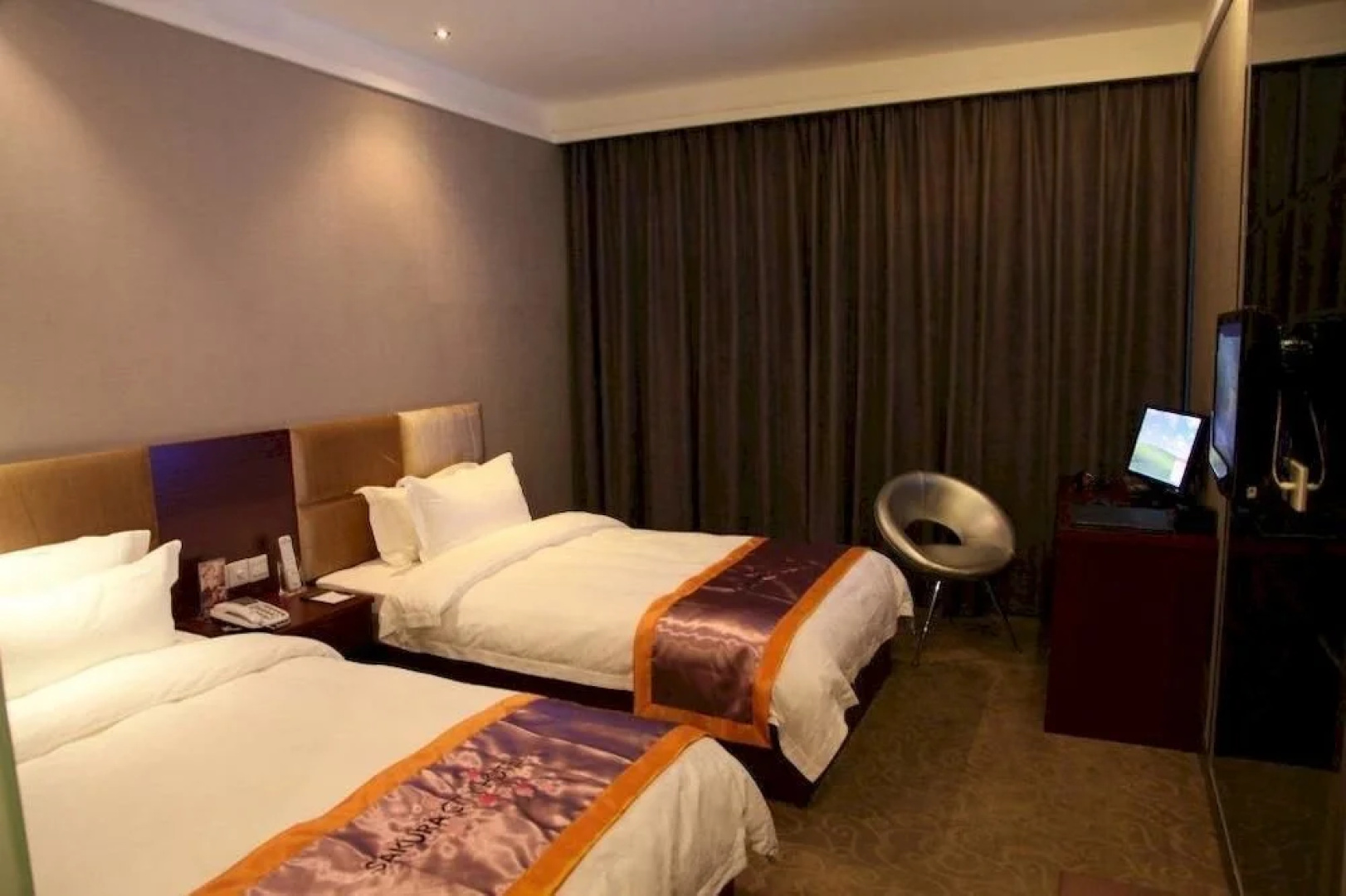 Xianning Sakura City Hotel